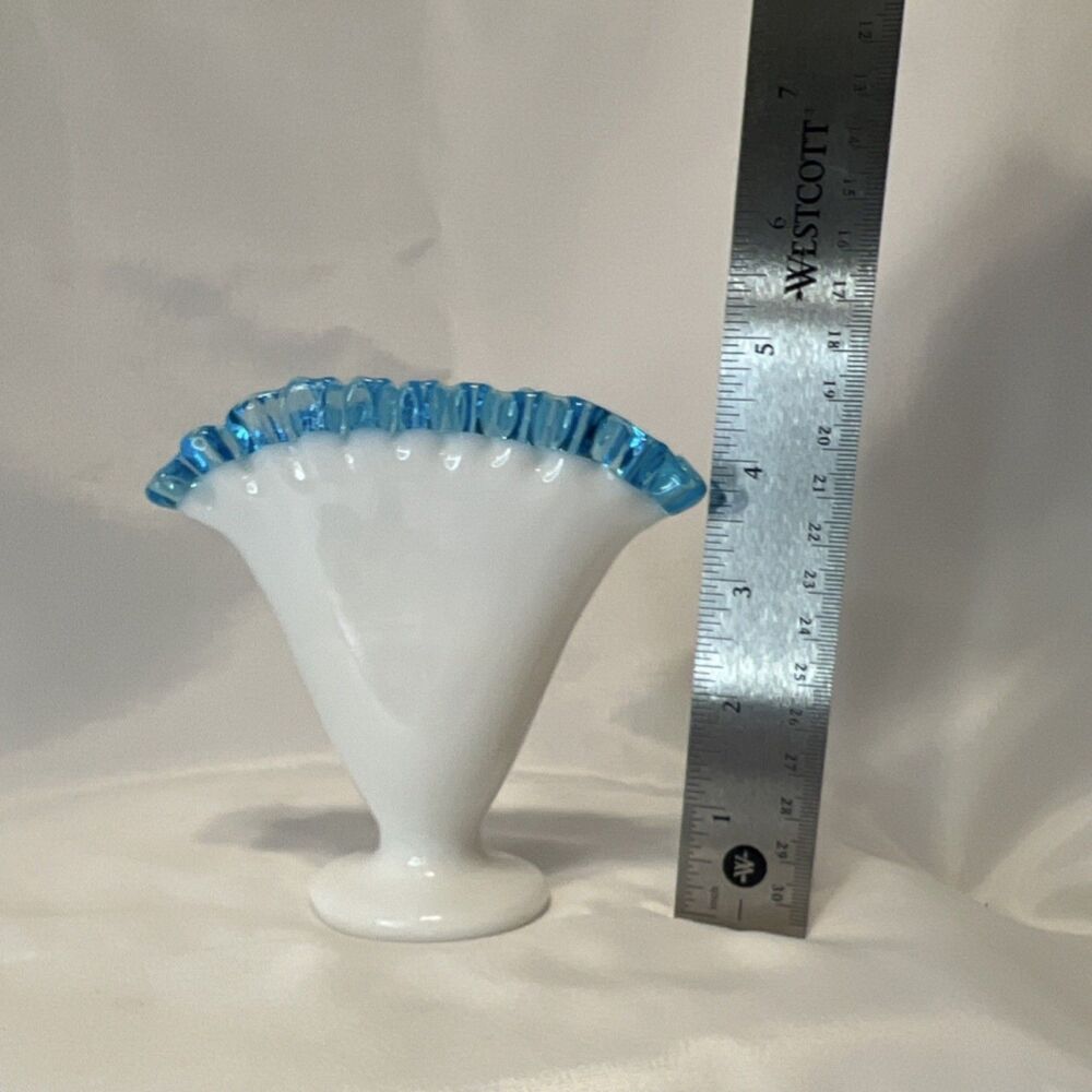 Vintage Milk Glass Vase w/ Blue Ruffled Edge – Fenton Style Art Glass. - Picture 6 of 8